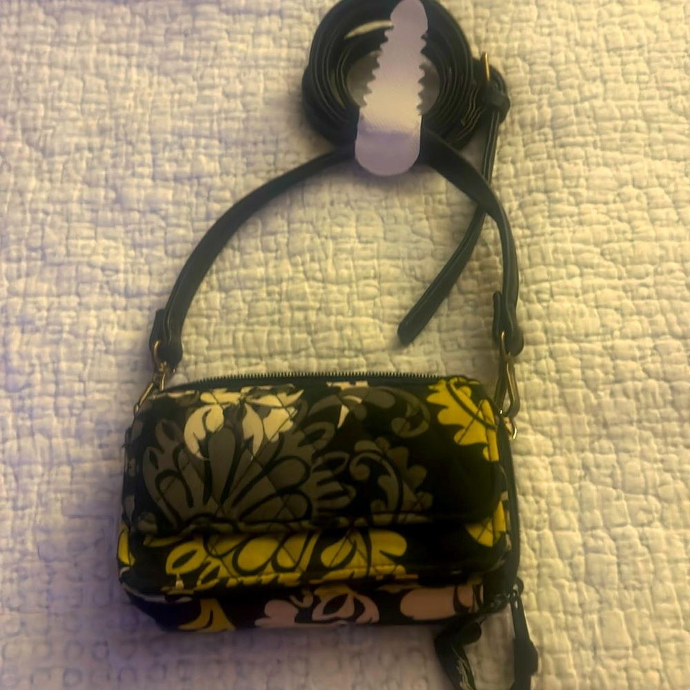 VERA BRADLEY LITTLE WALLET BAG AND WALLET